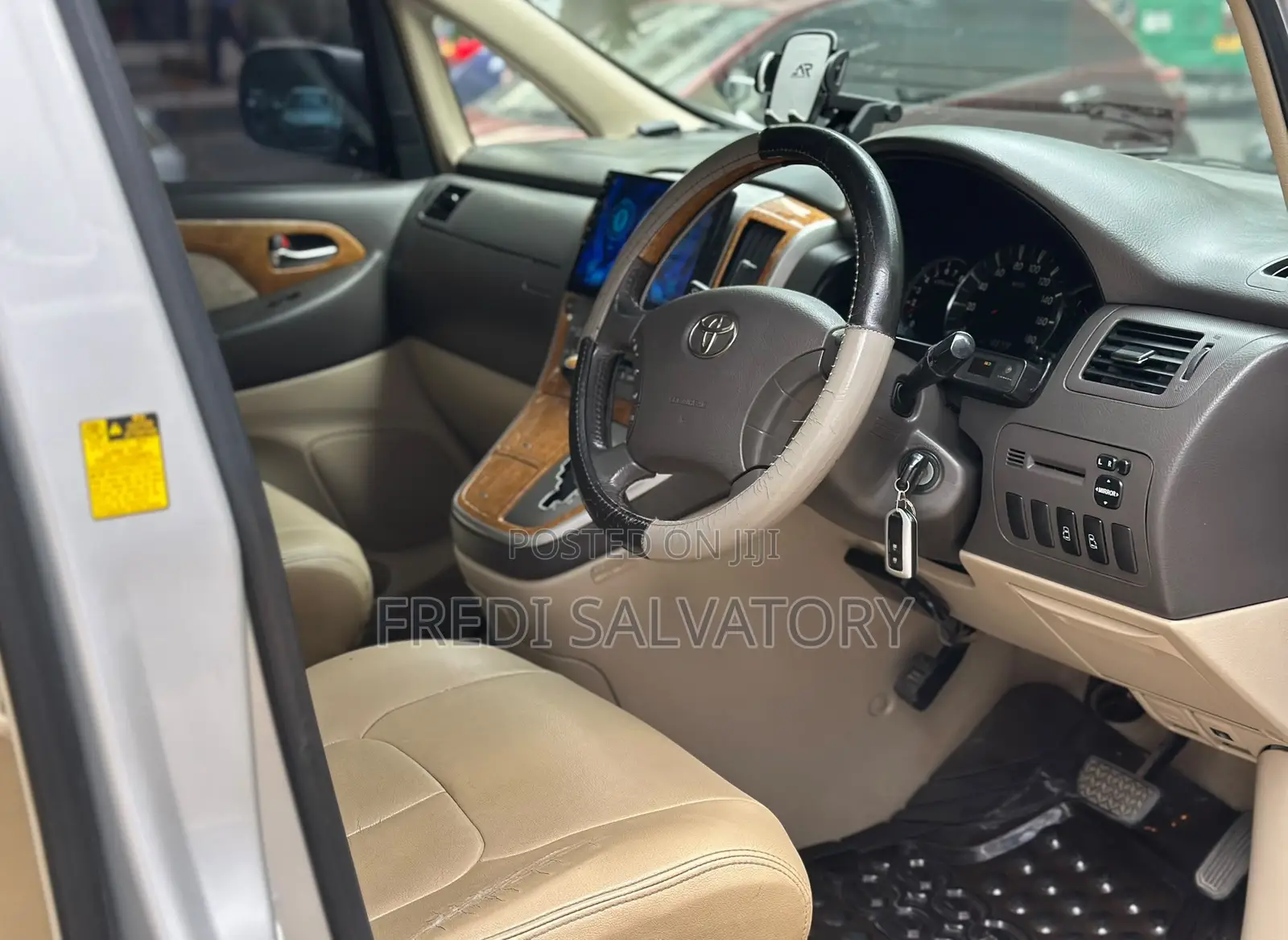 Toyota Alphard 2007 Silver