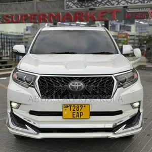 Toyota Land Cruiser Prado 2.7 2019 White