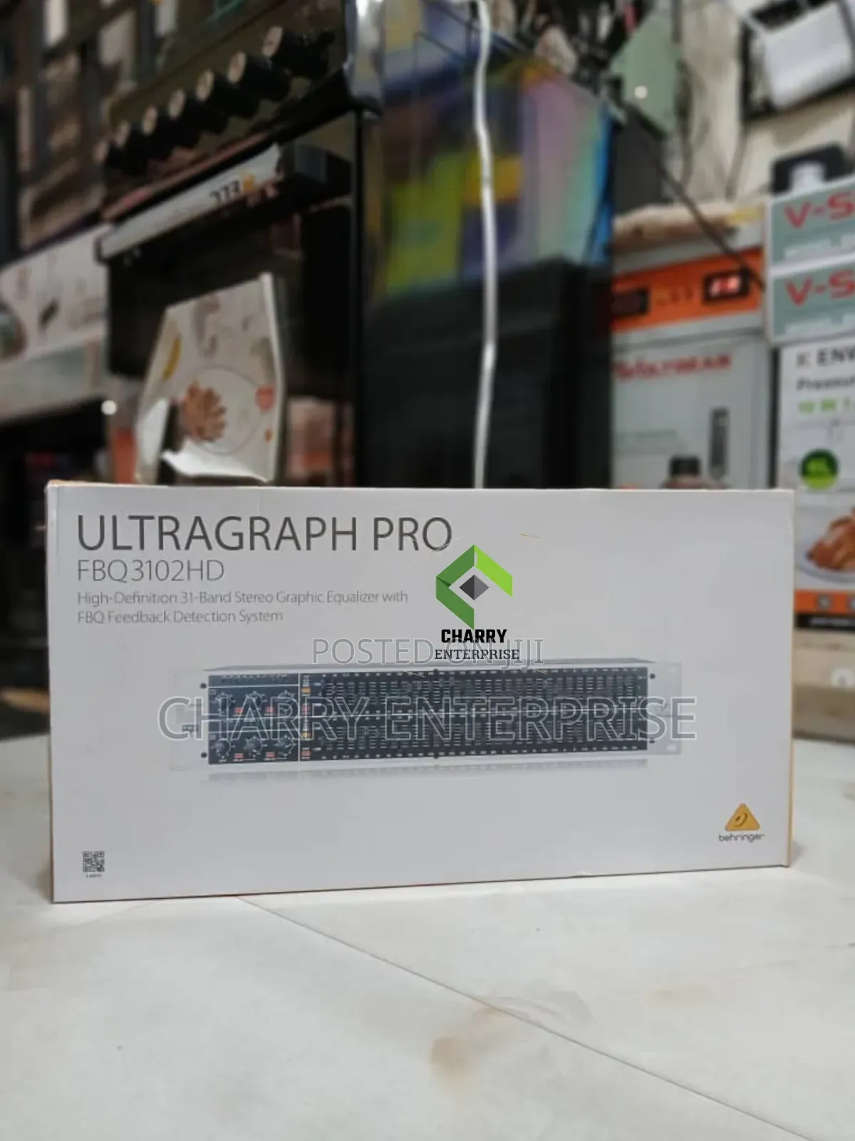 Behringer Ultragraph Pro FBQ3102HD Double Equalizer