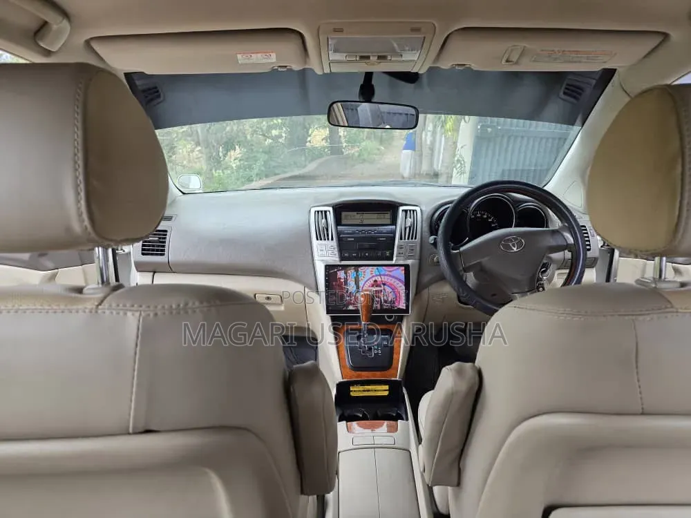 Toyota Harrier 2005 White