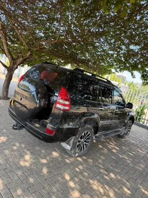 Toyota Land Cruiser Prado 2007 Black