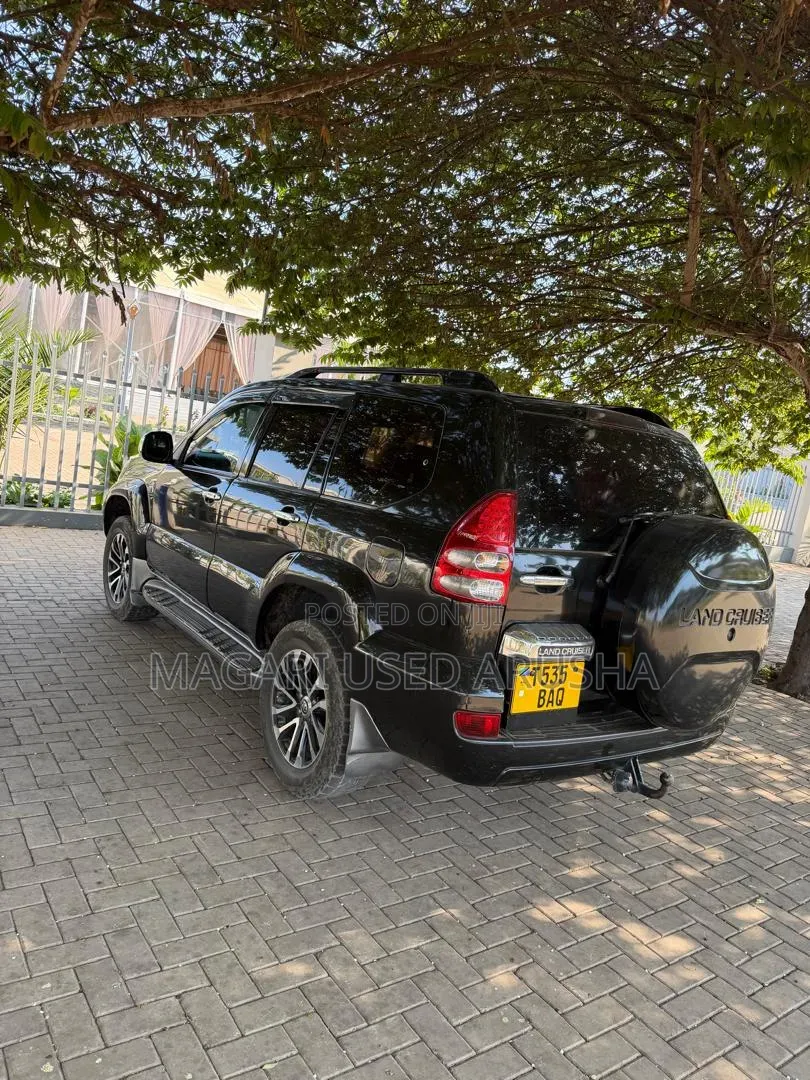 Toyota Land Cruiser Prado 2007 Black