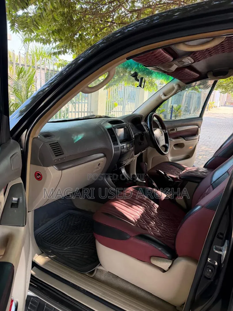 Toyota Land Cruiser Prado 2007 Black