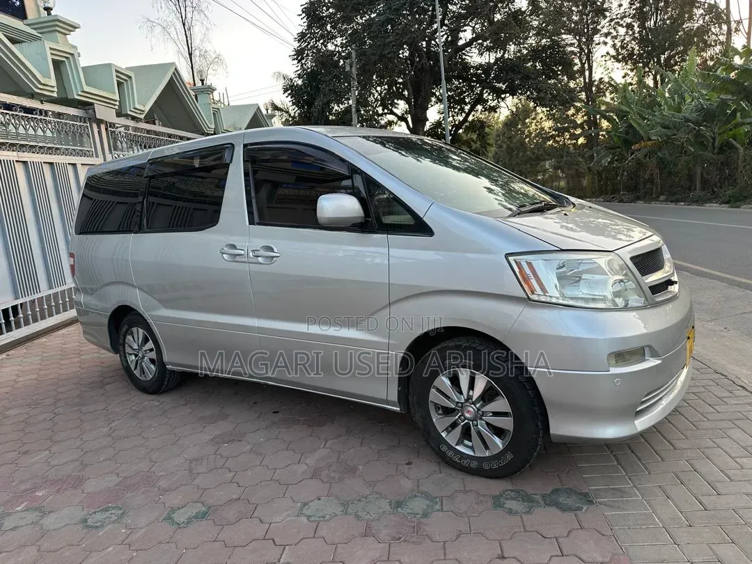 Toyota Alphard 2005 Silver