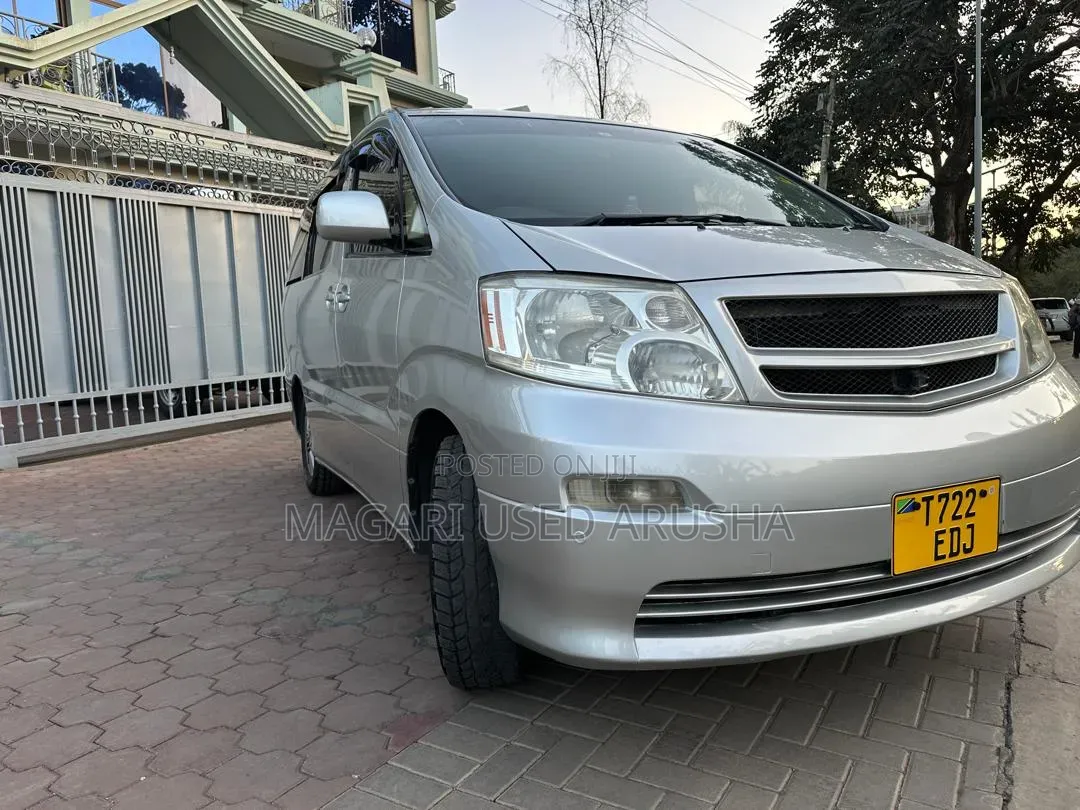 Toyota Alphard 2005 Silver