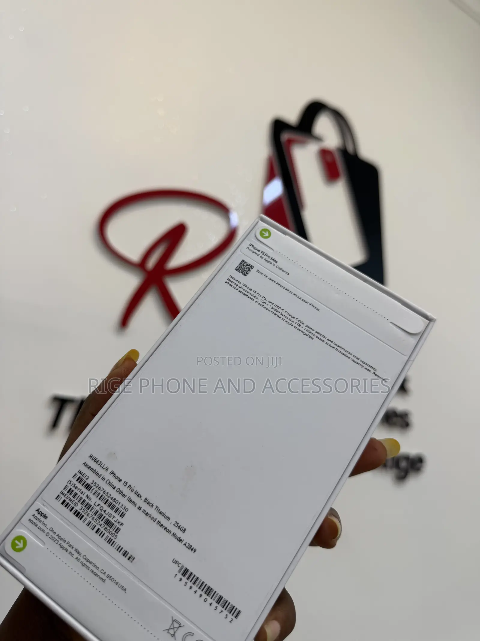New Apple iPhone 15 Pro Max 256 GB Black