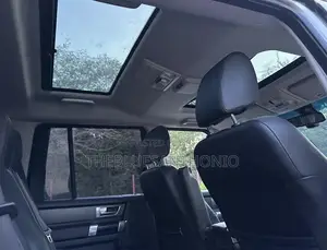 Land Rover Discovery 2016 Silver