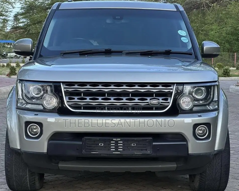 Land Rover Discovery 2016 Silver
