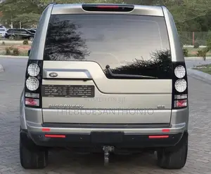 Land Rover Discovery 2016 Silver