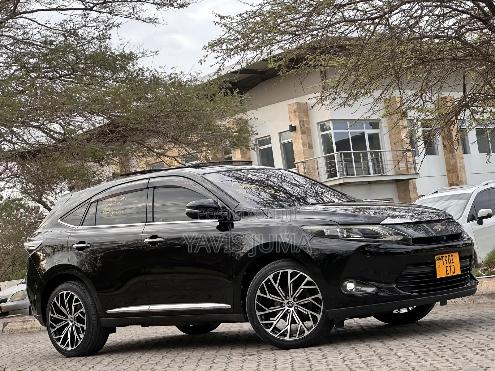 Toyota Harrier 2014 Black