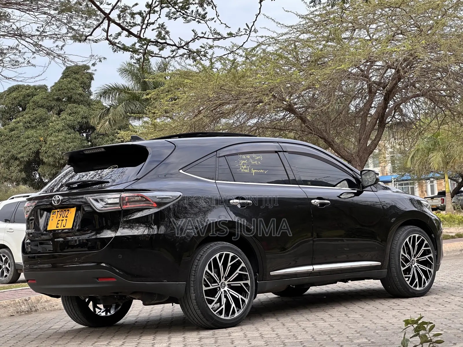 Toyota Harrier 2014 Black