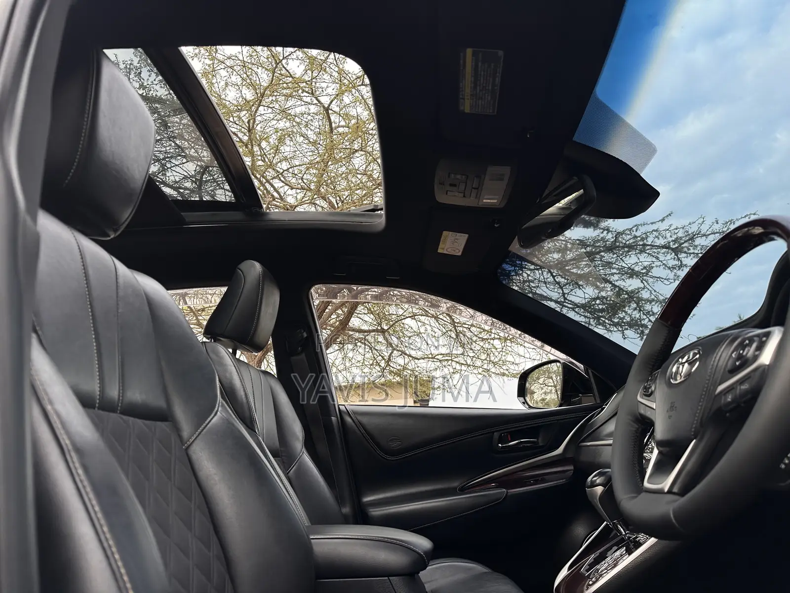Toyota Harrier 2014 Black