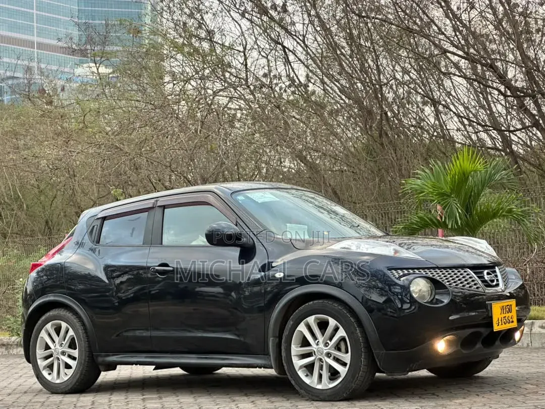 Nissan Juke 2012 Black
