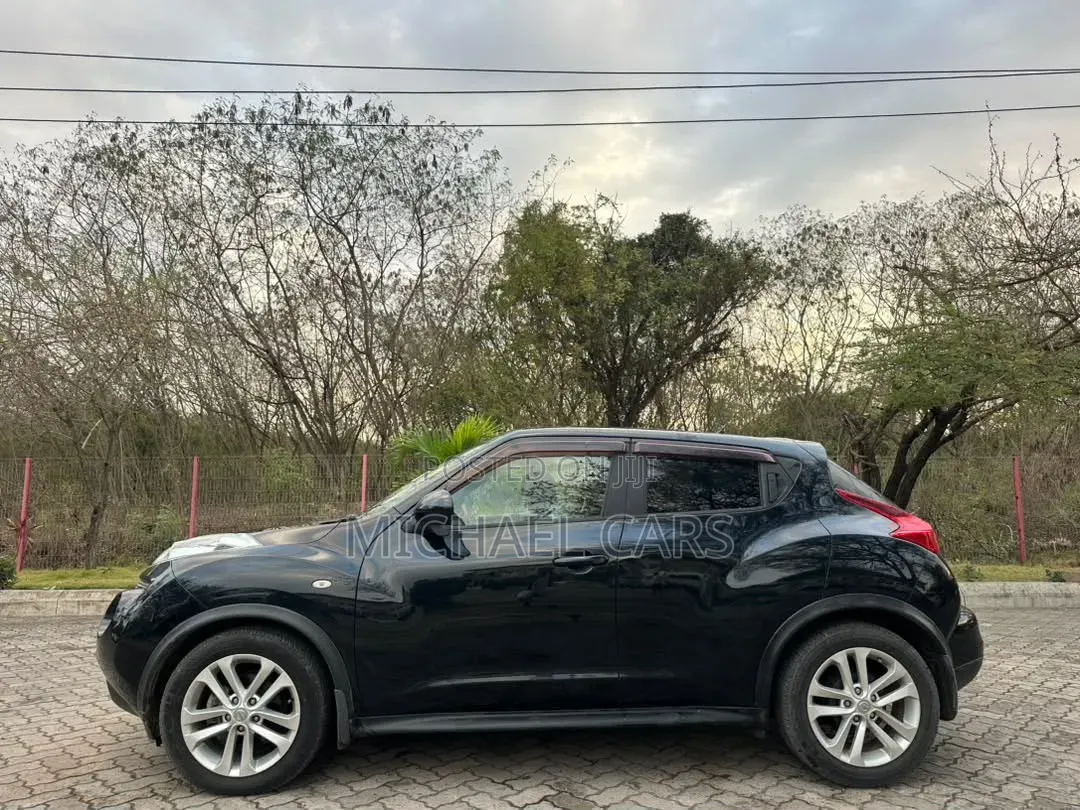 Nissan Juke 2012 Black