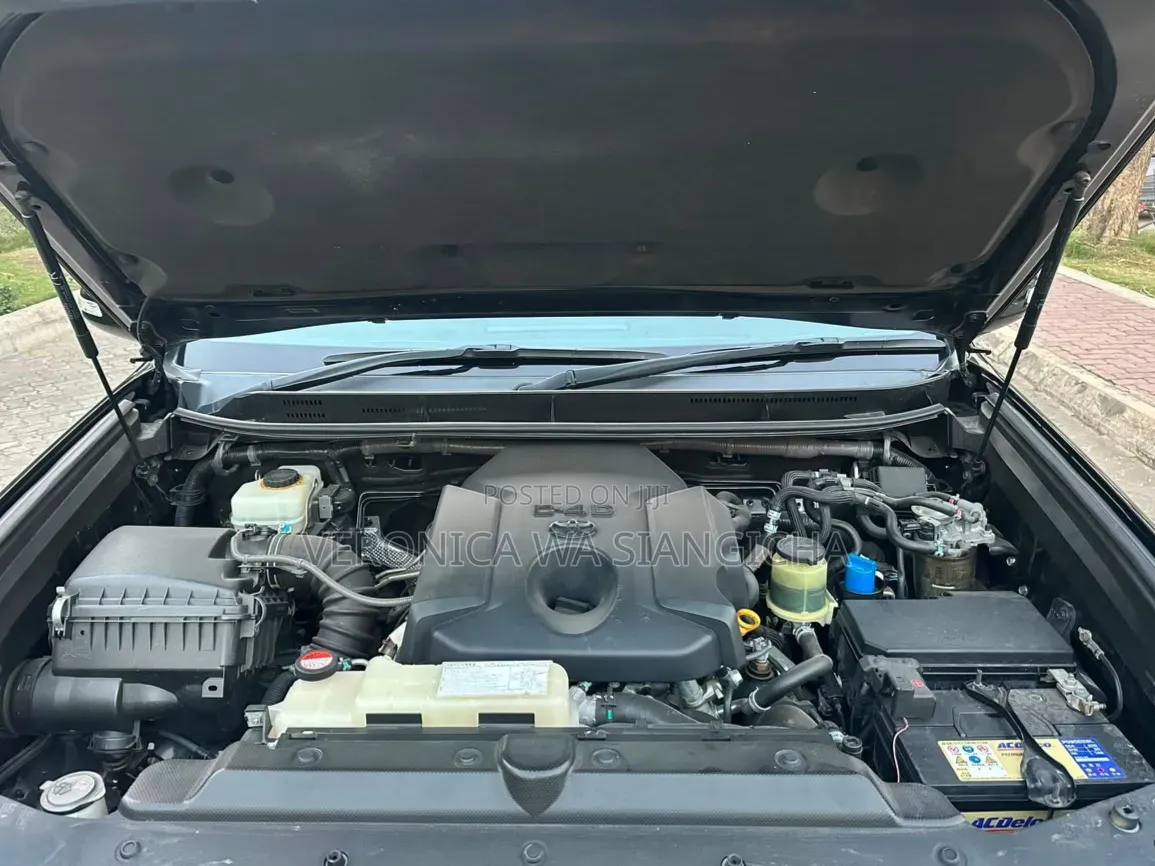Toyota Land Cruiser Prado 2015