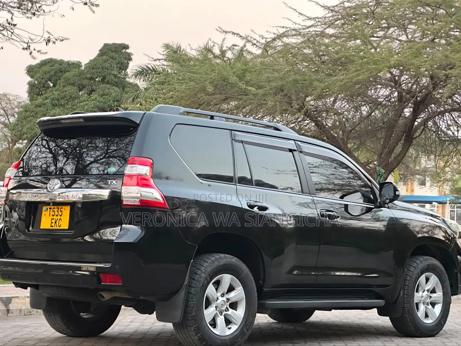 Toyota Land Cruiser Prado 2015