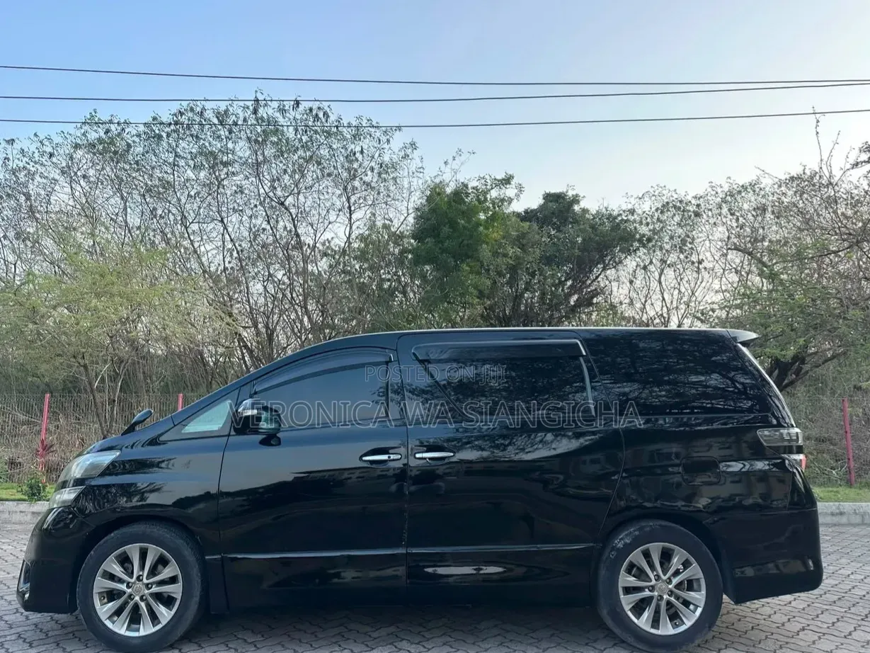 Toyota Alphard 2009 Black