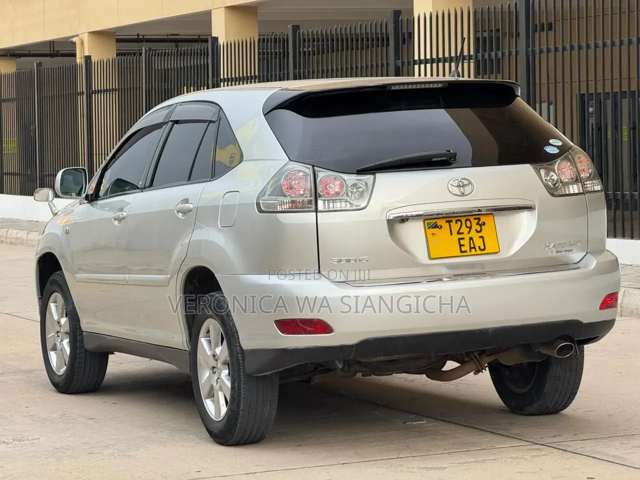 Toyota Harrier 2006 Silver