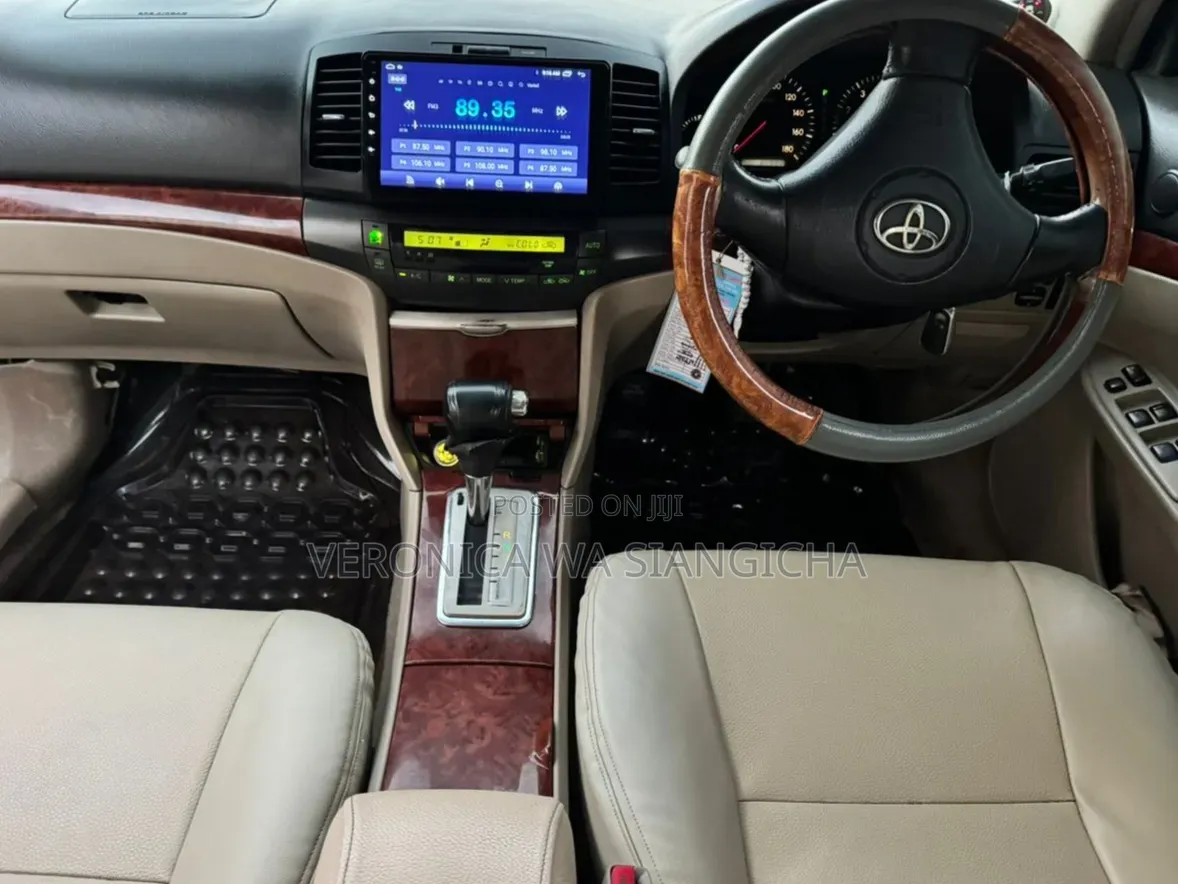 Toyota Premio 2003