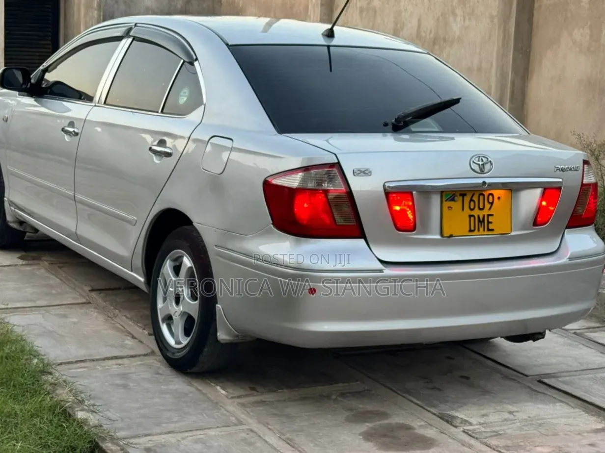 Toyota Premio 2003
