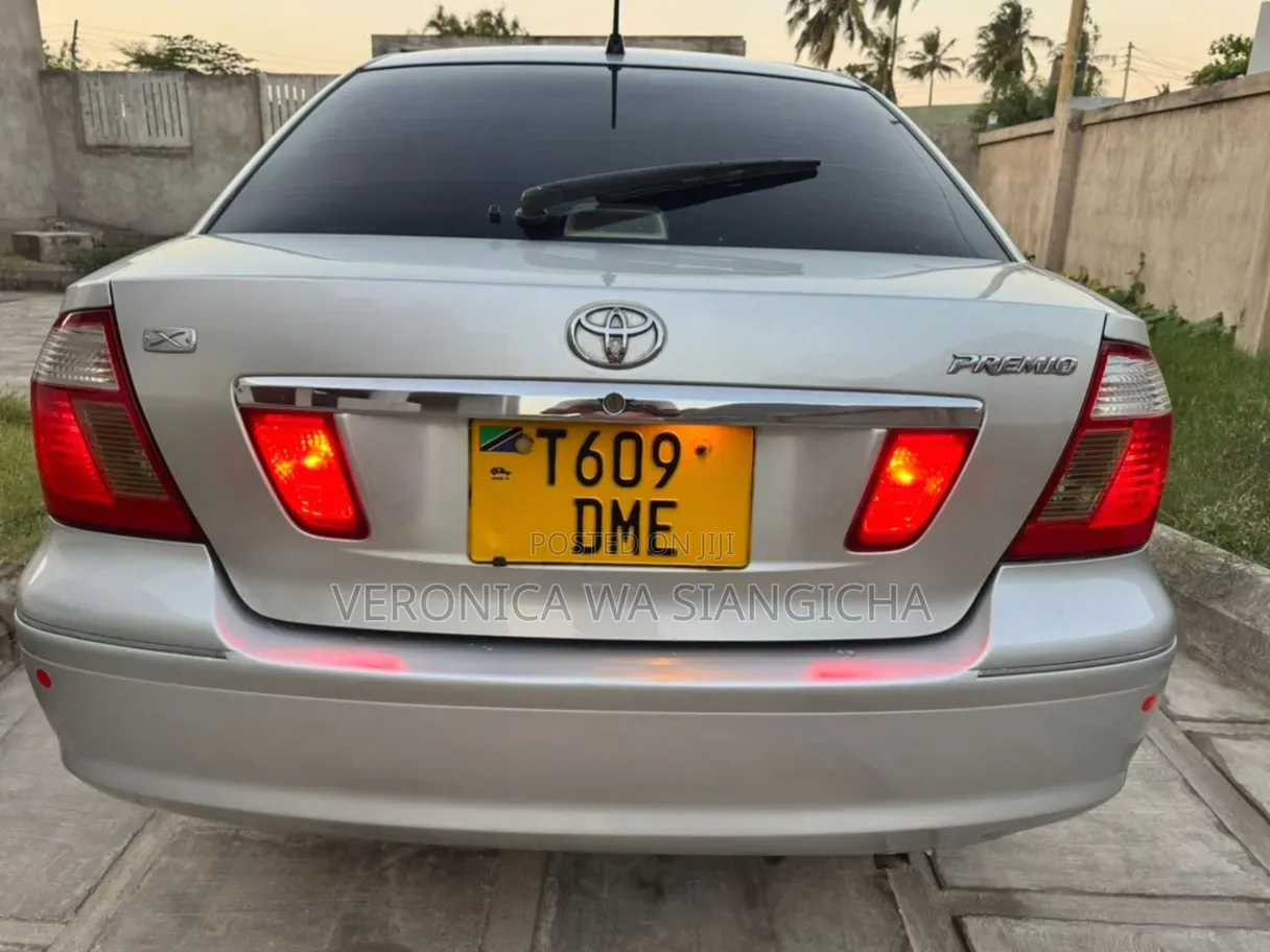 Toyota Premio 2003