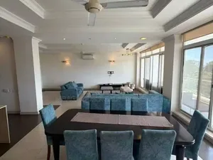 Furnished 4bdrm Apartment in Oyster Bay for rent