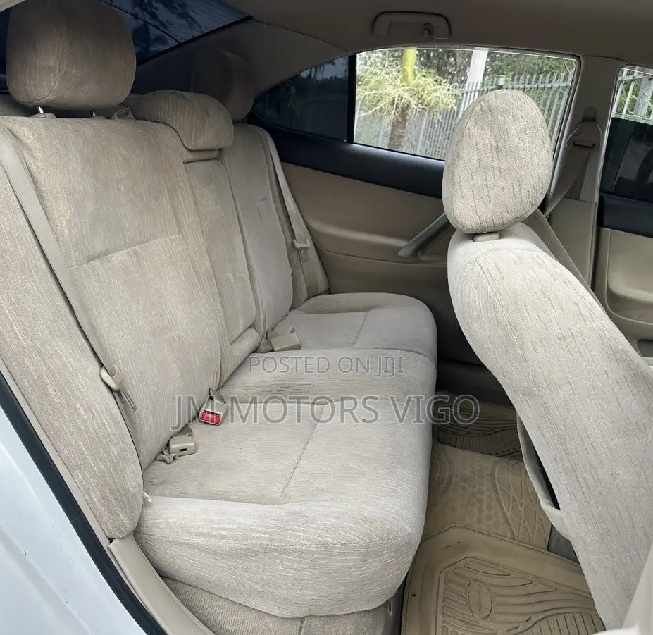 Toyota Premio 2005 White