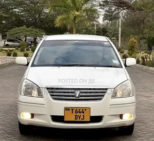 Toyota Premio 2005 White