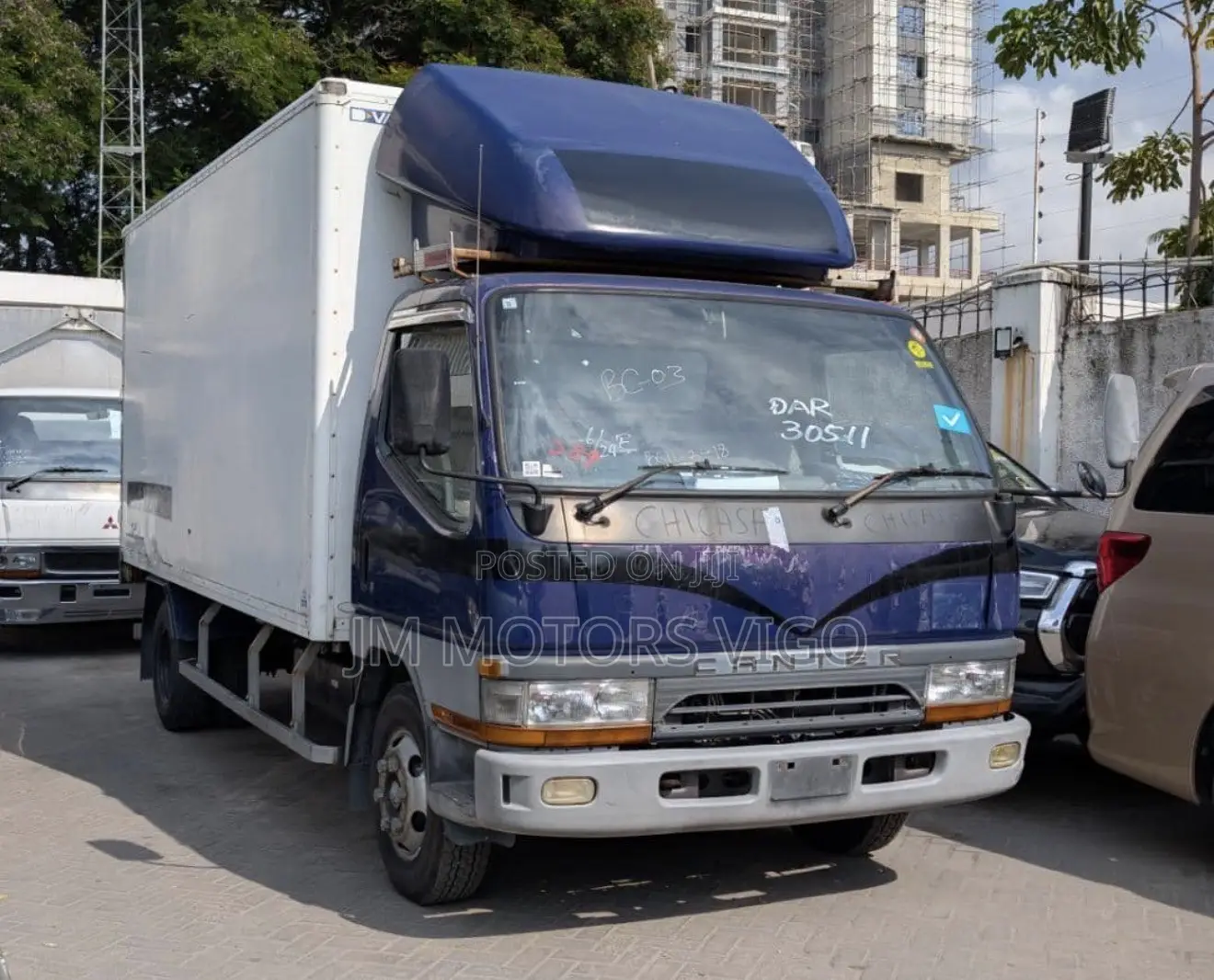 Mitsubishi Canter Box Body Tani 2