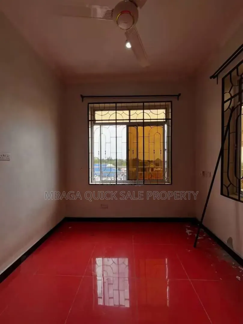 2bdrm Apartment in Makongorosi for rent