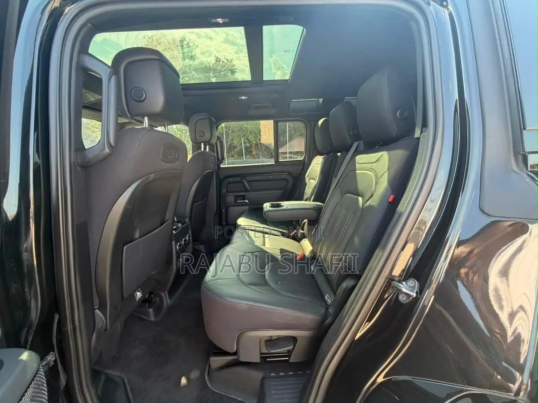 Land Rover Defender X-Dynamic HSE 2021 Black