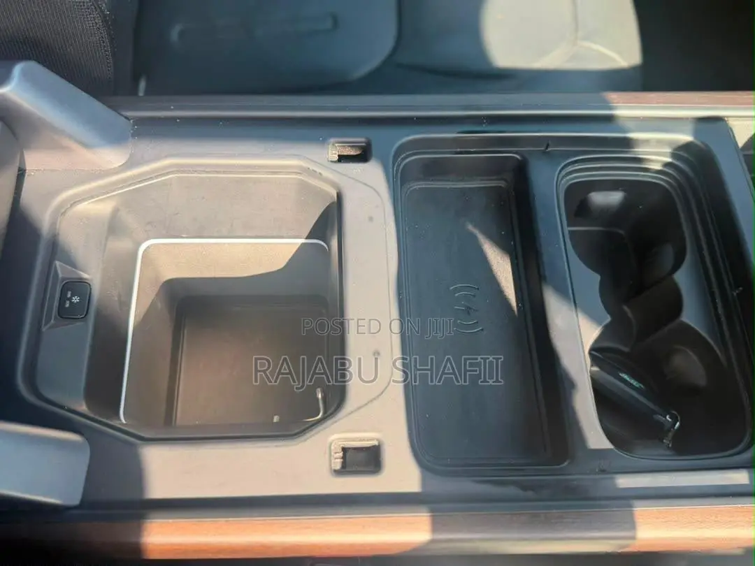 Land Rover Defender X-Dynamic HSE 2021 Black