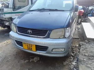 Toyota Noah 2003 Blue