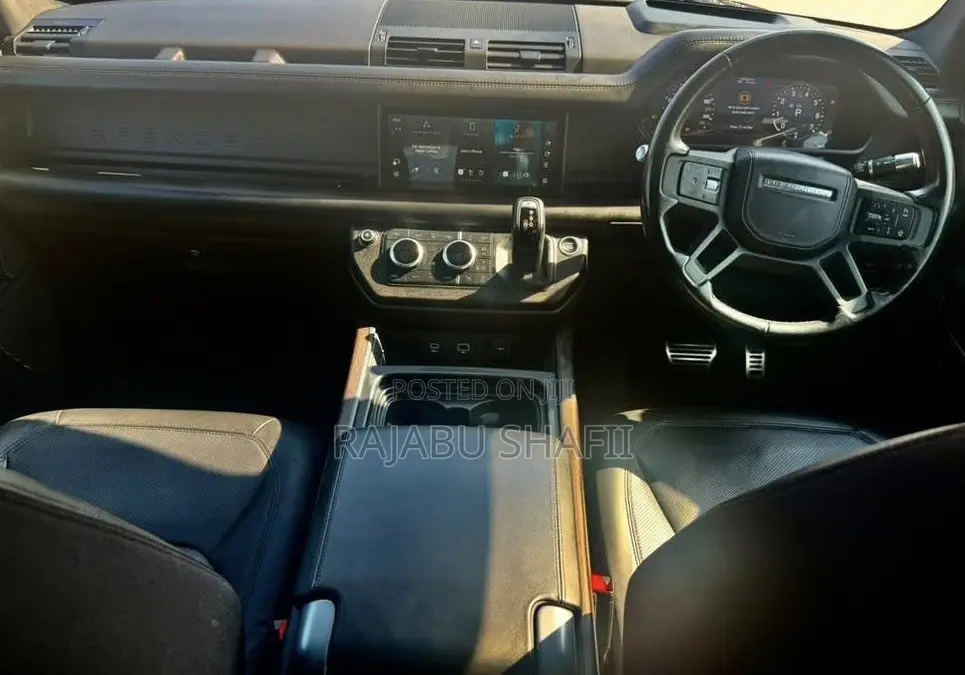 Land Rover Defender X-Dynamic HSE 2021 Black