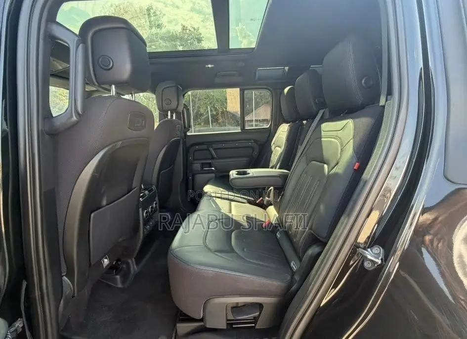 Land Rover Defender X-Dynamic HSE 2021 Black