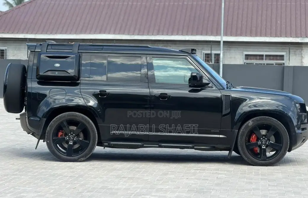 Land Rover Defender X-Dynamic HSE 2021 Black