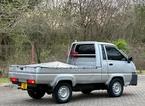 Toyota TownAce 2003 Silver