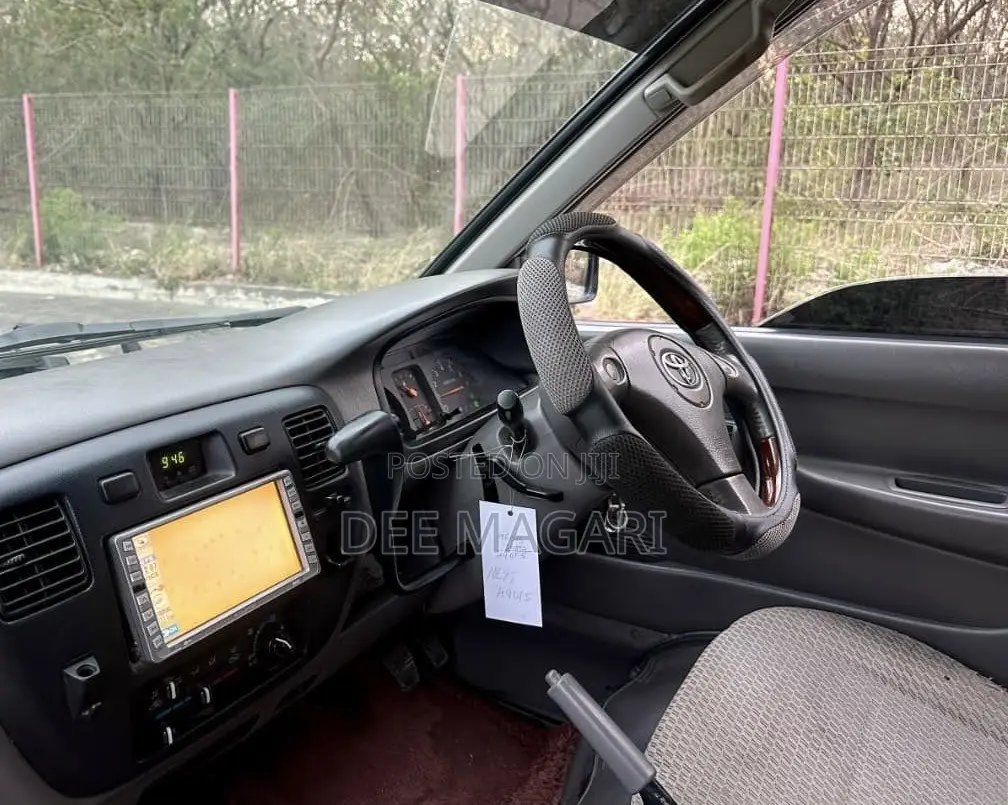 Toyota TownAce 2003 Silver