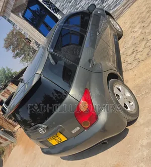 Toyota IST 2004 Beige