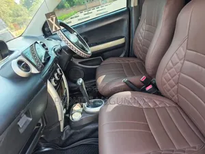 Toyota IST 2004 Beige