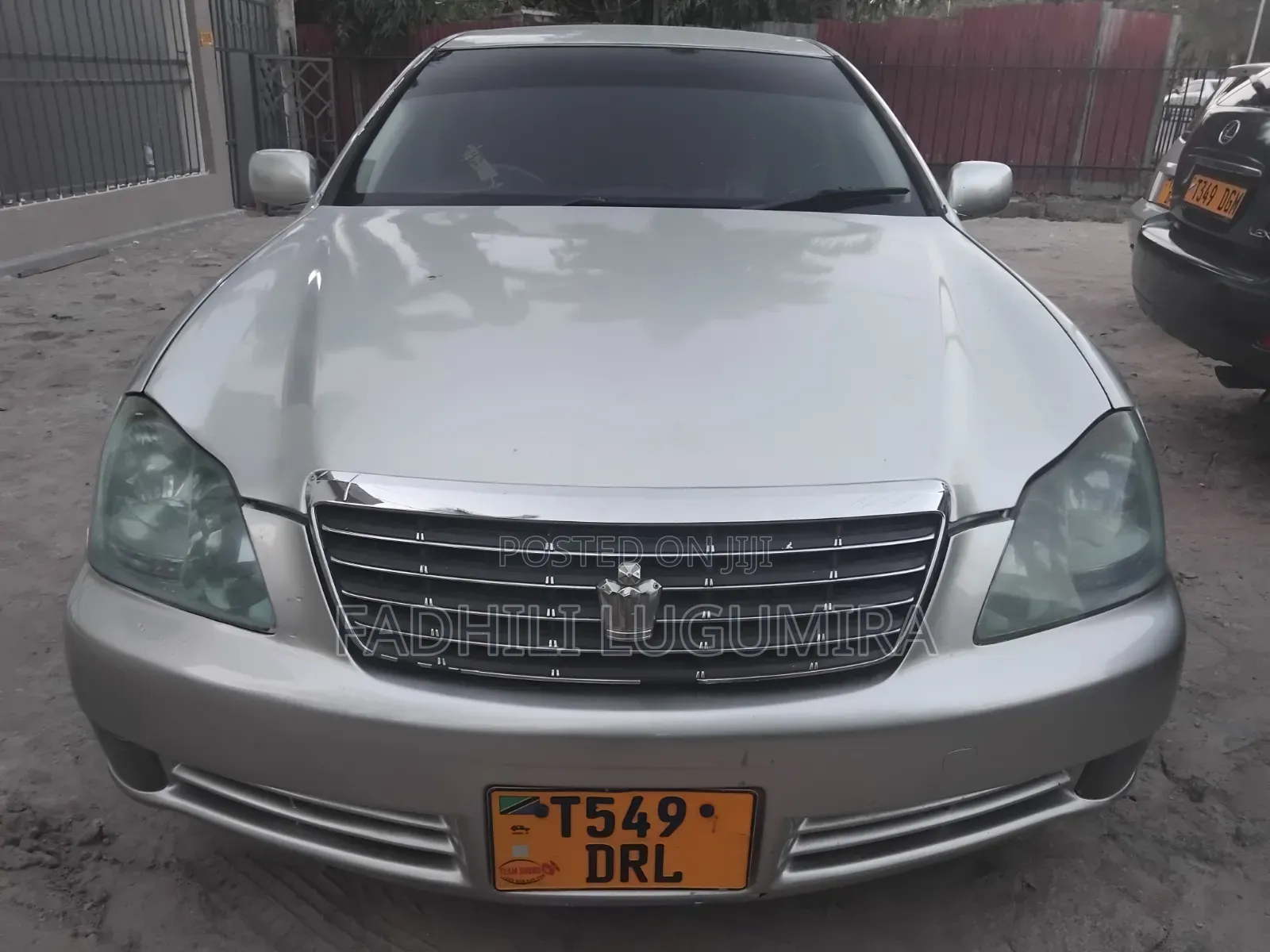 Toyota Crown 2004 Silver