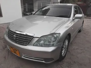 Toyota Crown 2004 Silver