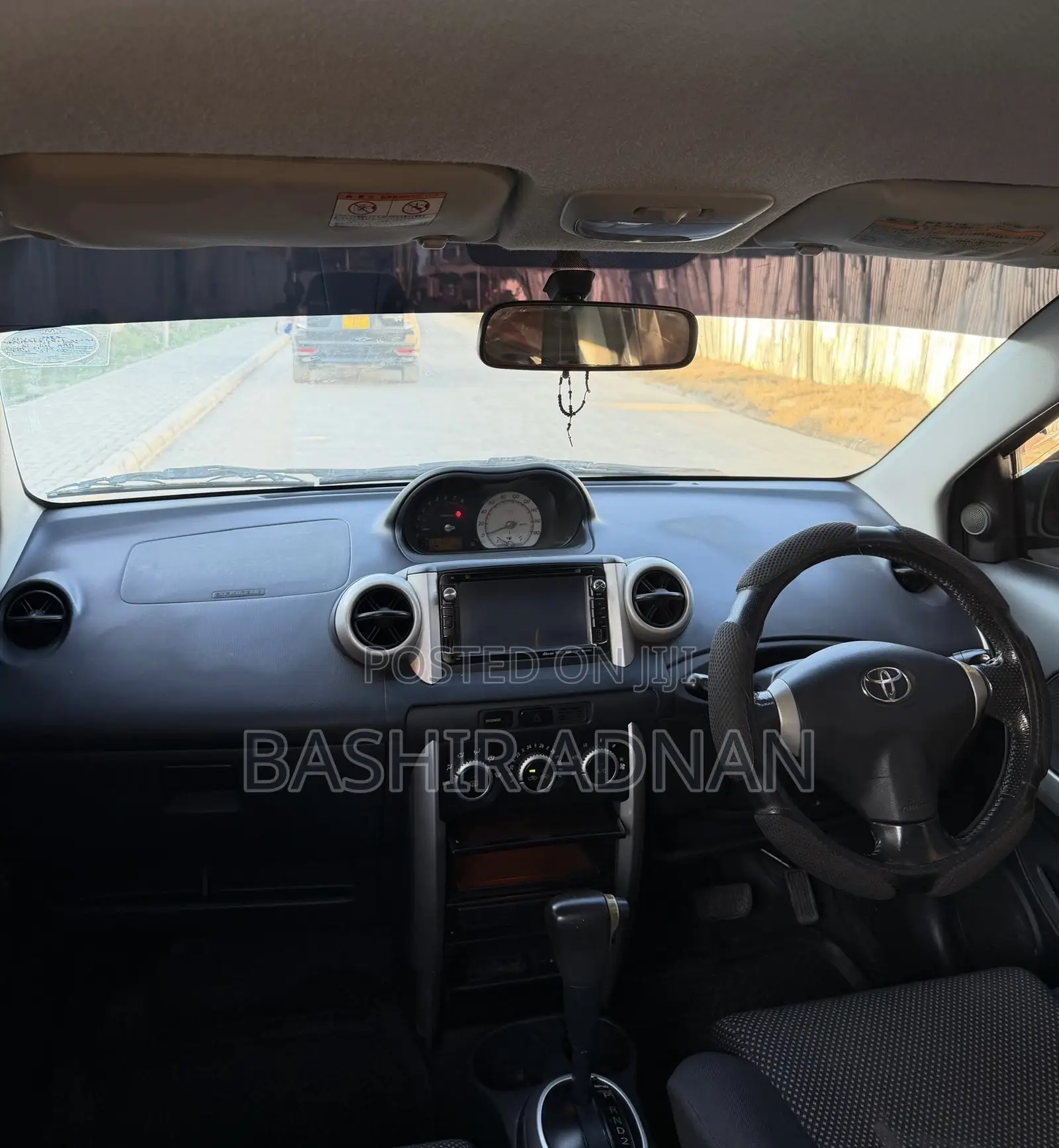 Toyota IST 2005 Silver