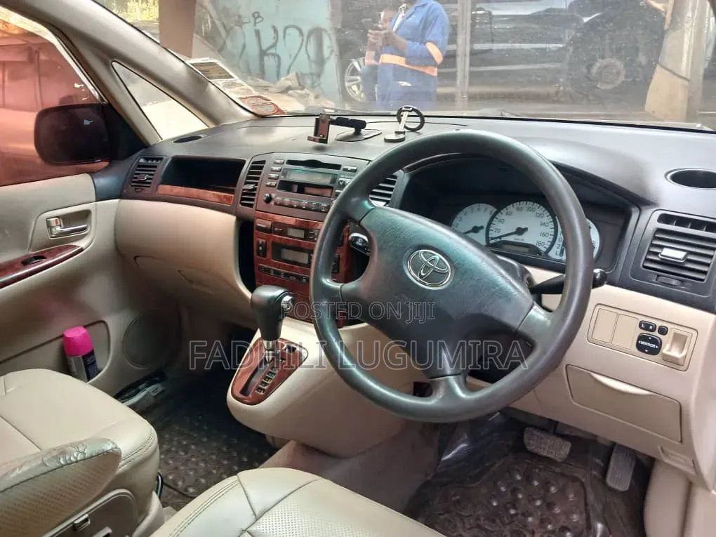 Toyota Corolla Spacio 2004 White