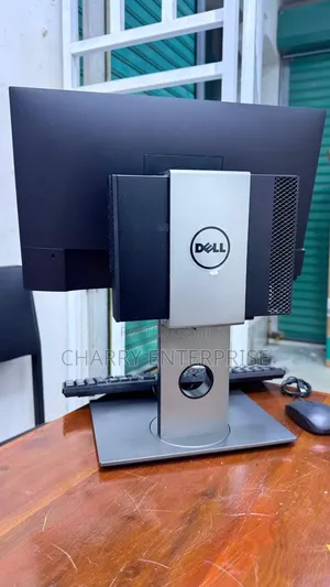 Desktop Computer Dell OptiPlex 3070 8GB Intel Core i3 HDD 500GB
