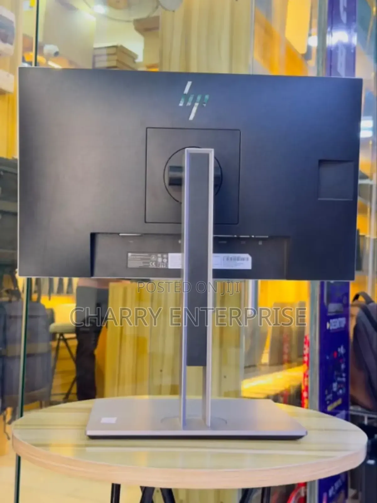 HP E223 Monitor Frameless With Hdmi and Vga Display Ports