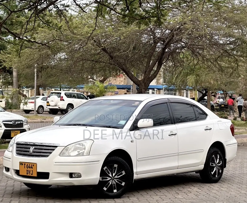 Toyota Premio 2005 White