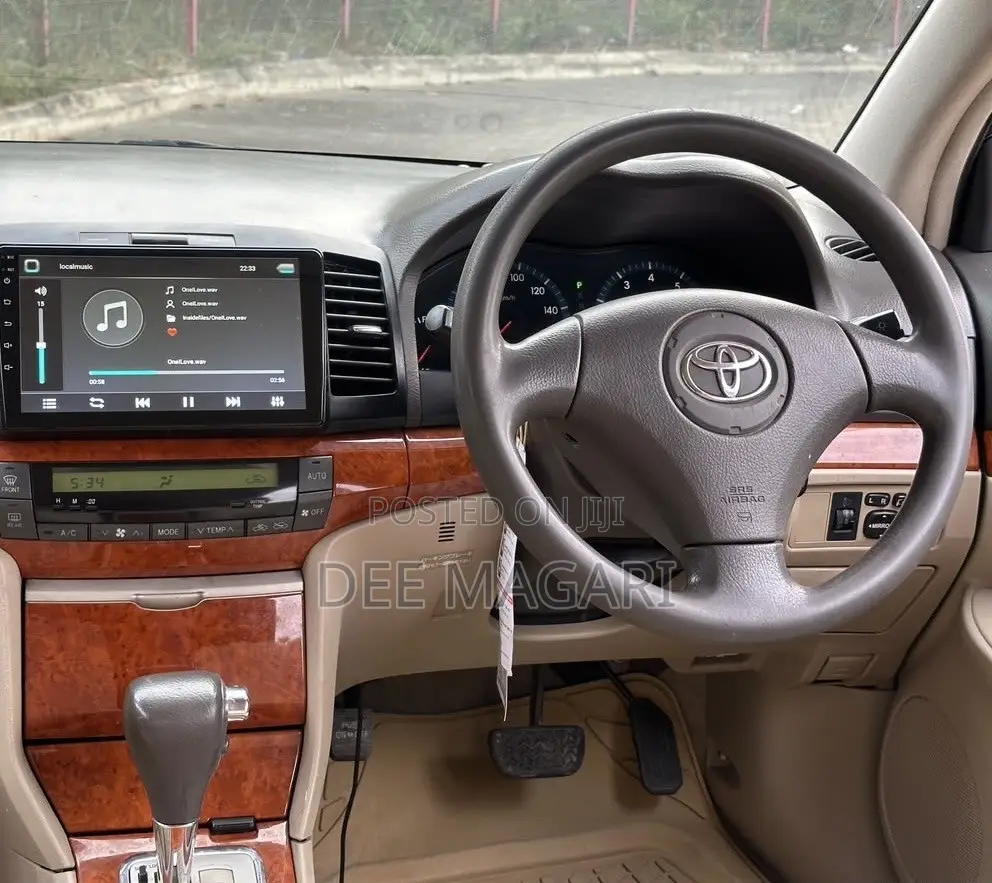 Toyota Premio 2005 White