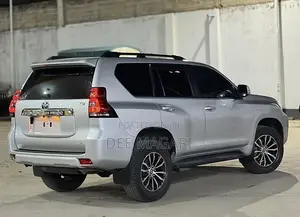 Toyota Land Cruiser Prado 2020 Silver
