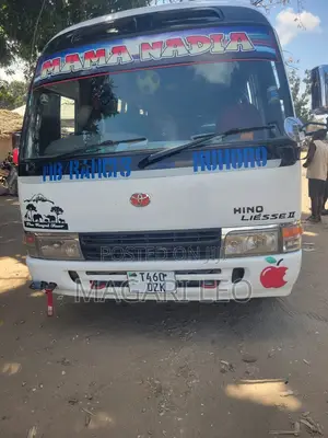 Toyota Coaster 2004 White